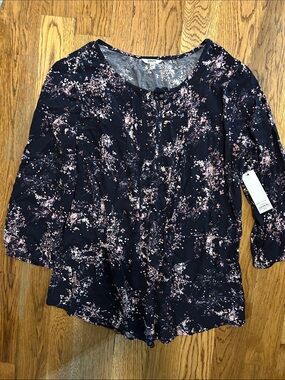croft & barrow navy floral blouse with pink accents